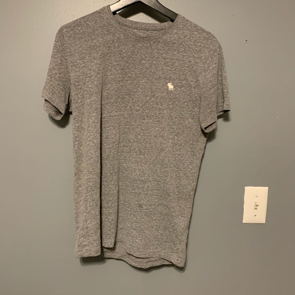 T-shirt from Abercrombie & Fitch.